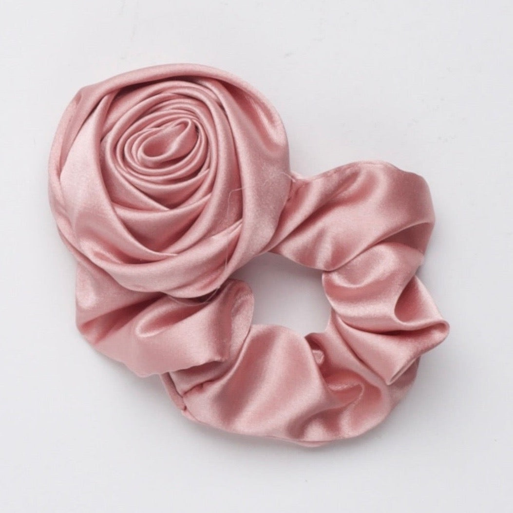 silk rose bud scrunchie in pink